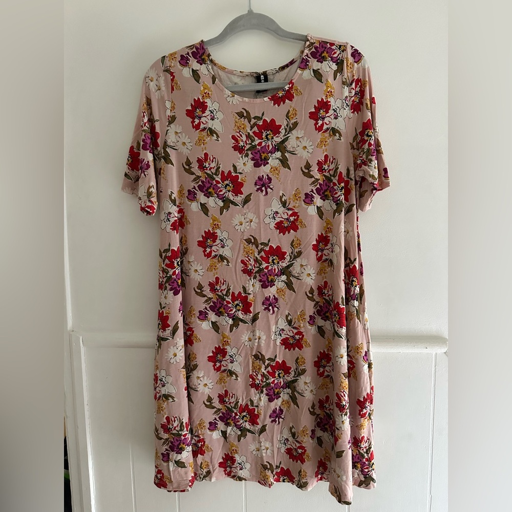 Agnes & Dora Floral Dress with Red and Yellow Accents XL